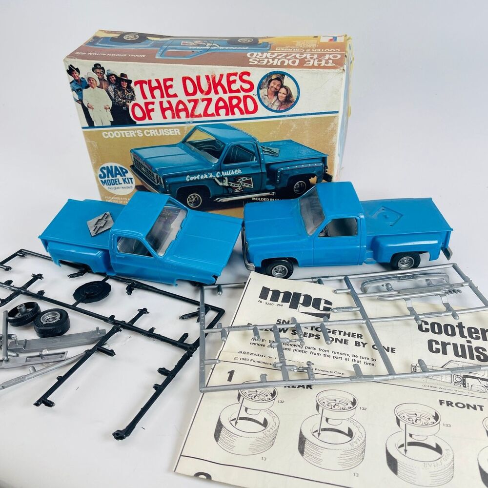 MPC The Dukes of Hazzard Cooter's Cruiser Snap Model Kit 1/25 Scale VTG 1-3220